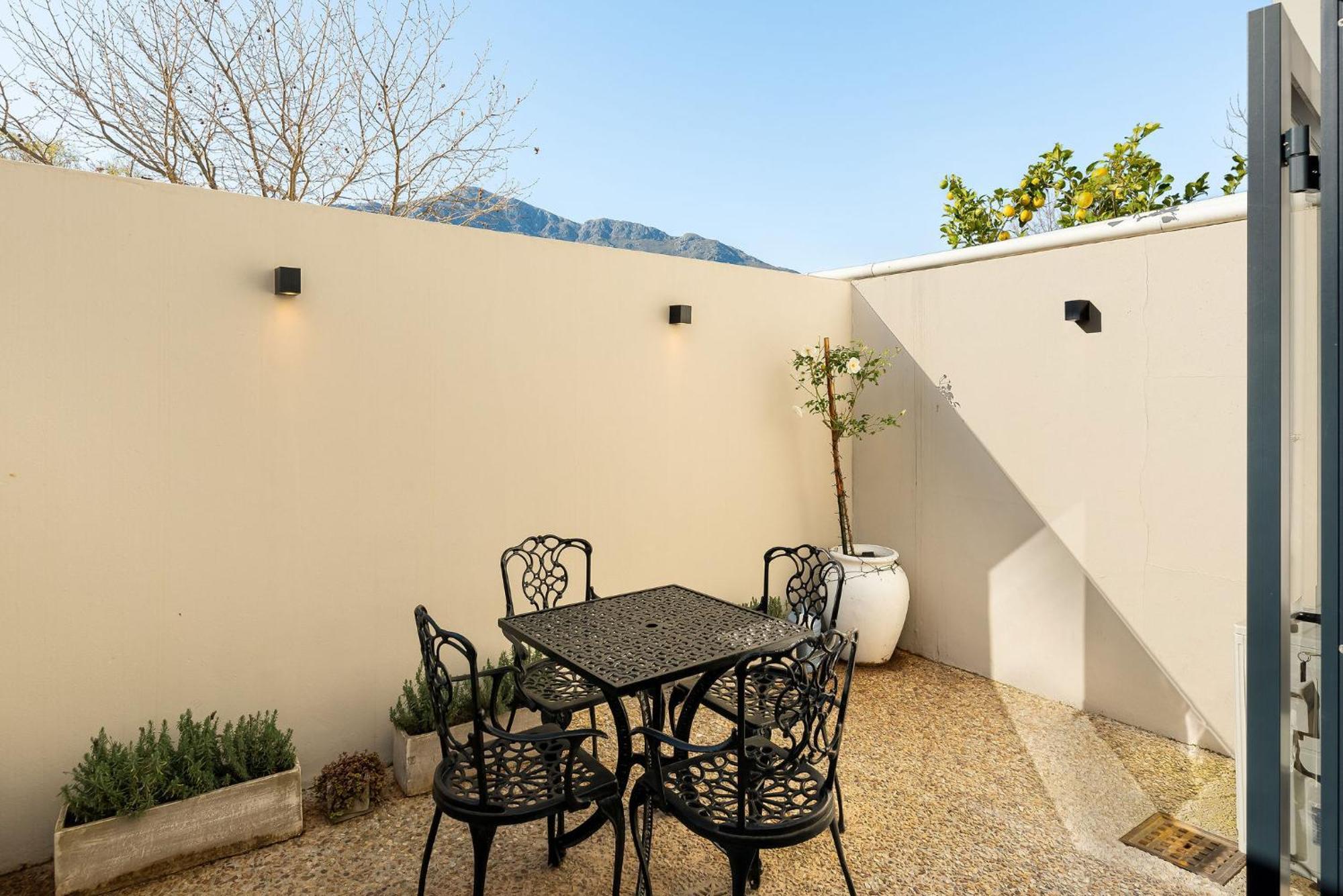 Luxury Franschhoek Getaway Next To Winetram 외부 사진